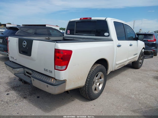 Nissan Titan Se