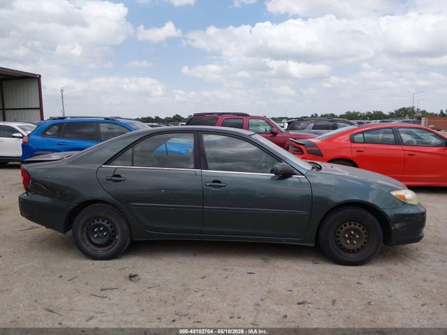 Toyota Camry Le