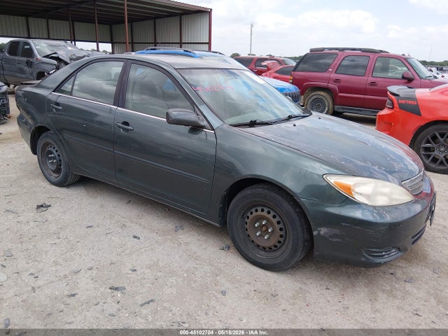 Salvage Toyota Camry Image