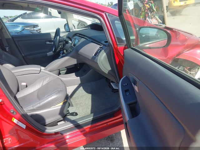 Toyota Prius V