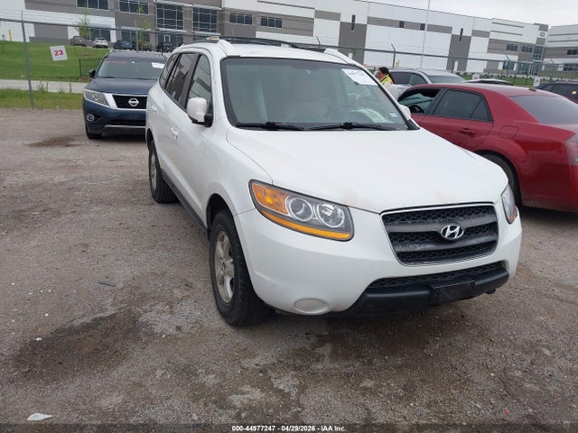 Salvage Hyundai SANTA FE Image