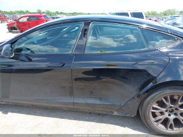 Tesla Model S Dual Motor All-wheel Drive