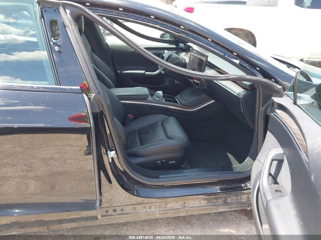 Tesla Model S Dual Motor All-wheel Drive