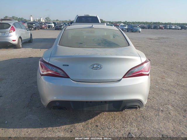 Hyundai Genesis 3.8 Base