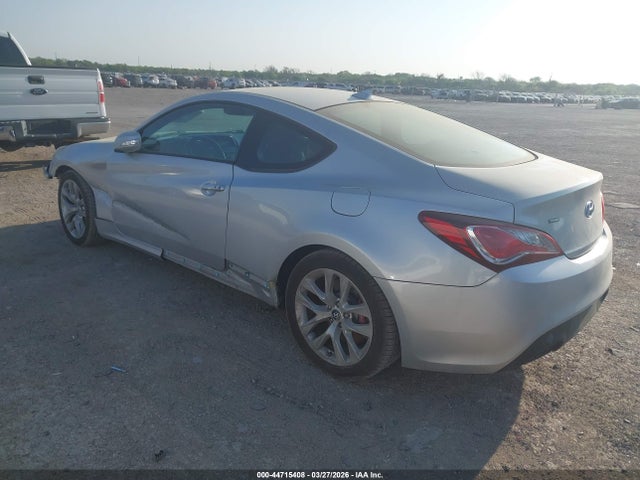 Hyundai Genesis 3.8 Base