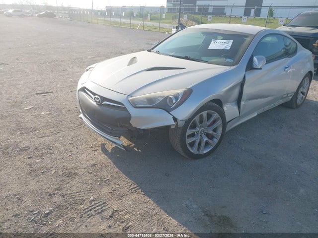 Hyundai Genesis 3.8 Base