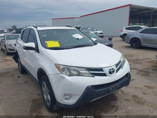 Salvage Toyota RAV4 Image