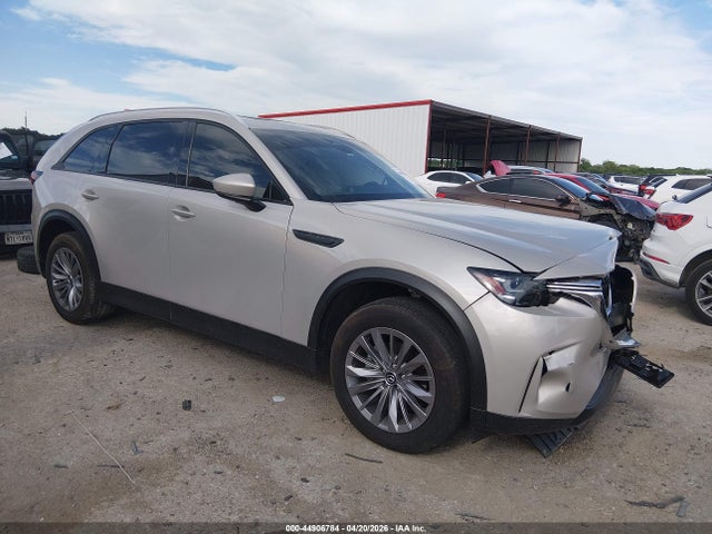 Salvage Mazda Cx Image
