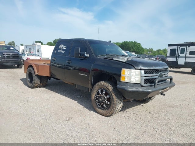 Salvage Chevrolet Silverado 2500 Image