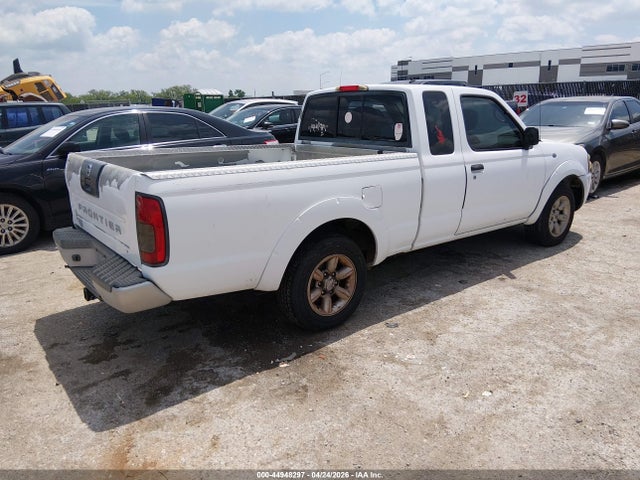 Nissan Frontier Xe
