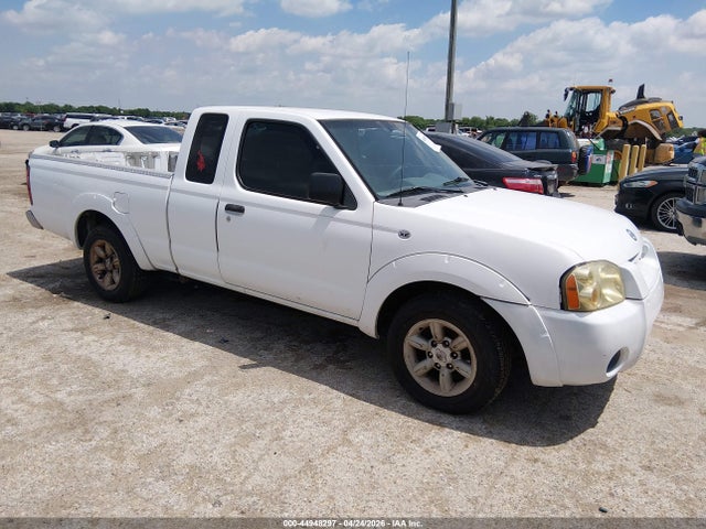 Salvage Nissan Frontier Image