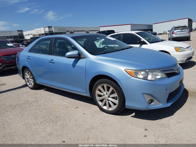 Salvage Toyota Camry Image