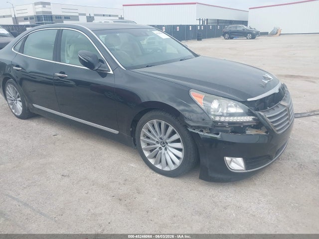 Salvage Hyundai Equus Image