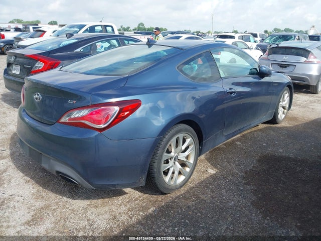 Hyundai Genesis 2.0t Premium