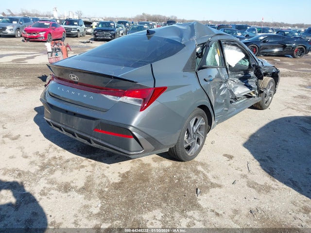 Hyundai ELANTRA Sel Sport