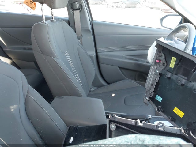 Hyundai ELANTRA Sel Sport