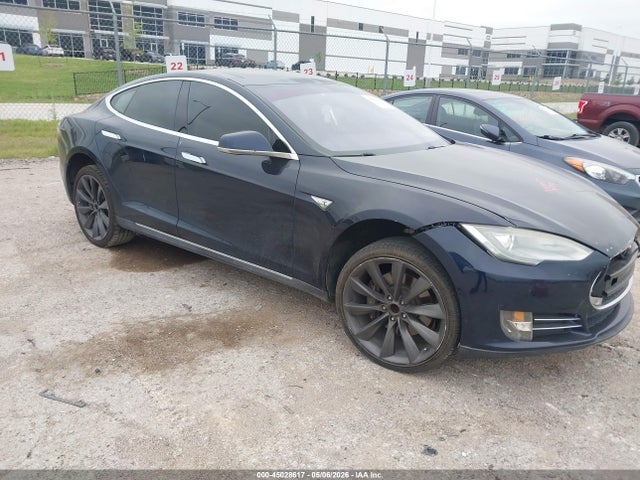 Salvage Tesla Model S Image