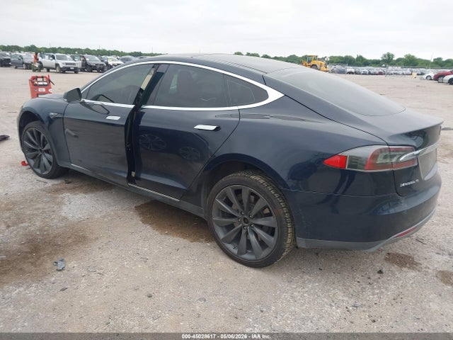 Tesla Model S Performance