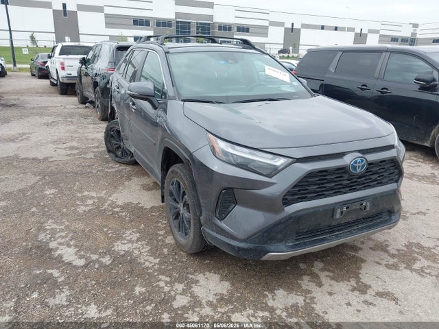 Salvage Toyota RAV4 Image
