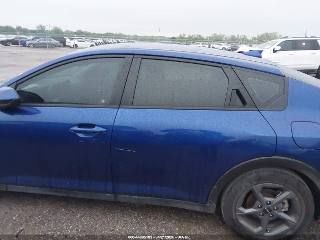 Kia K4 Lxs