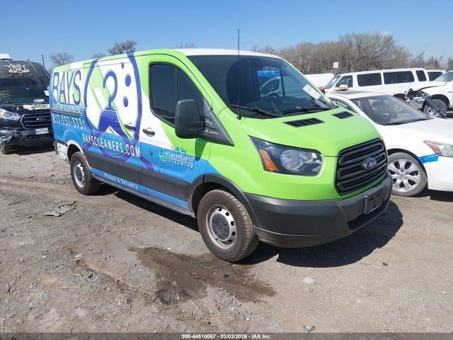 Salvage Ford Transit Image
