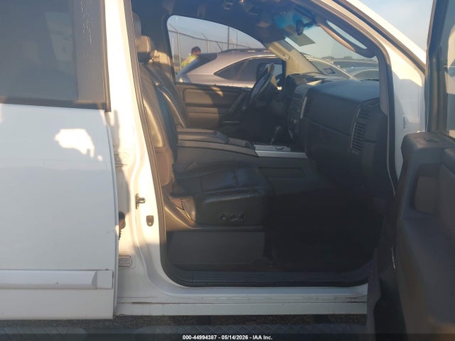 Nissan Titan Le