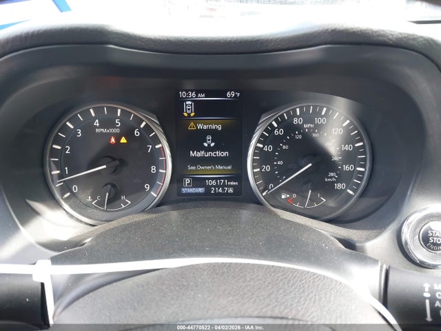 INFINITI Q50 Luxe