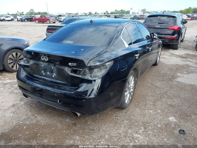 INFINITI Q50 Luxe