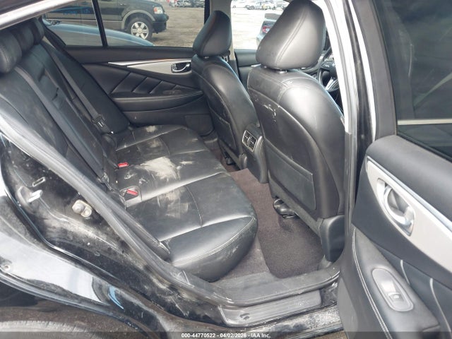 INFINITI Q50 Luxe