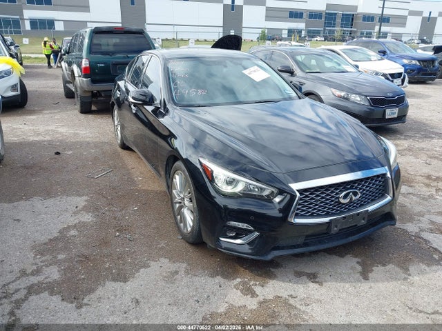 Salvage INFINITI Q50 Image