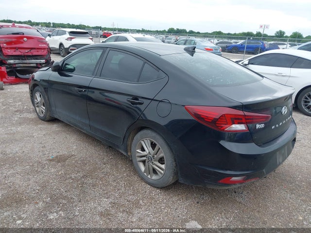 Hyundai ELANTRA Sel