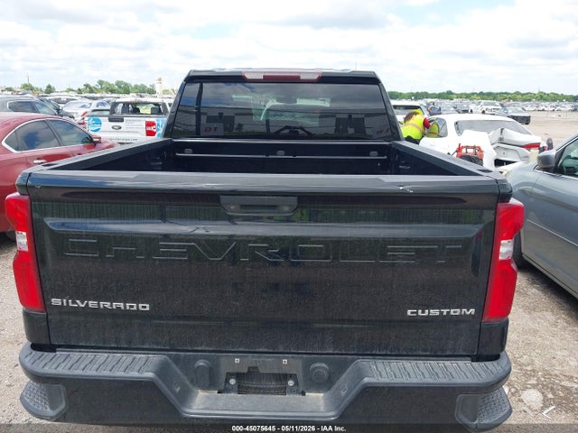 Chevrolet Silverado 1500 Custom