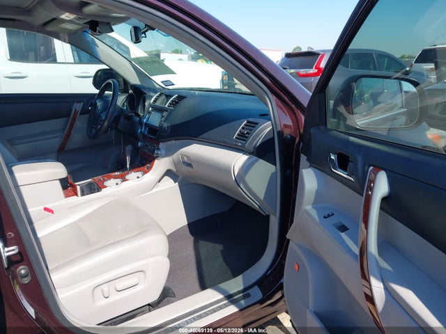 Toyota Highlander Limited V6