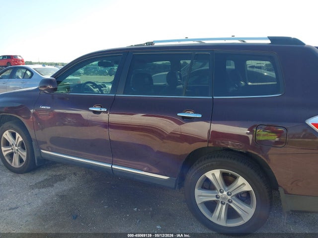 Toyota Highlander Limited V6