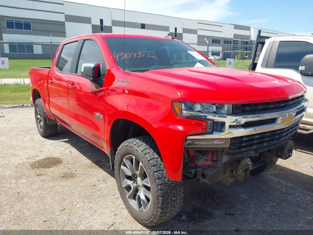 Salvage Chevrolet Silverado 1500 Image