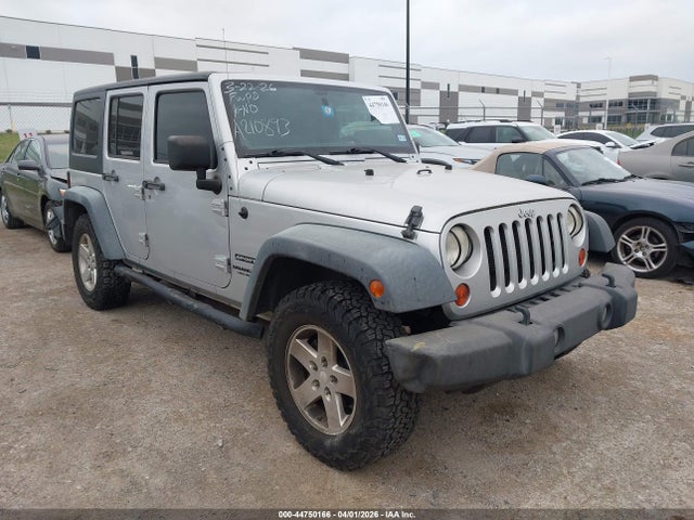 Salvage Jeep Wrangler Image