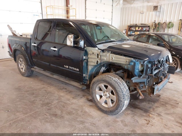 Salvage Nissan Titan Image
