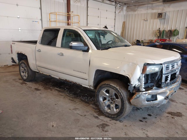 Salvage Chevrolet Silverado 1500 Image