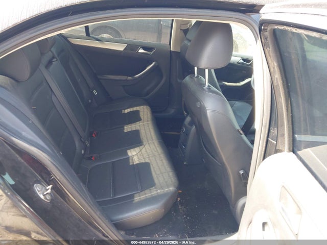 Volkswagen Jetta 1.8t Se