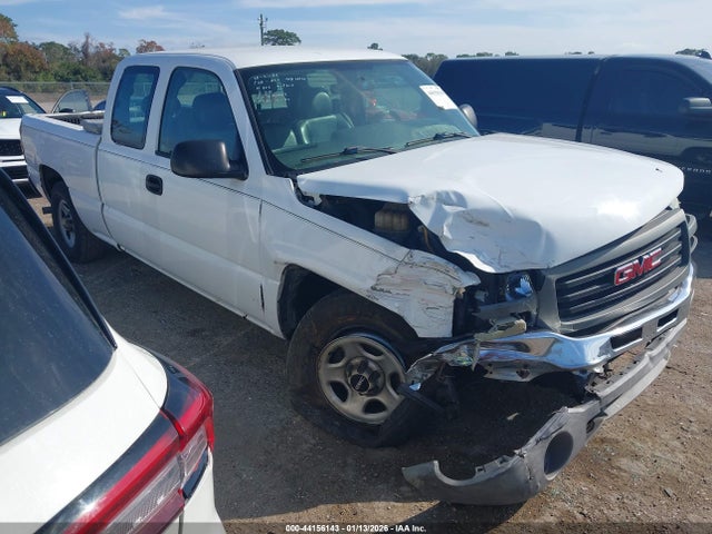 Salvage GMC Sierra 1500 Image