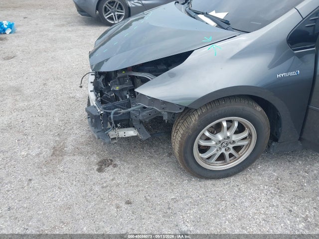 Toyota Prius Four