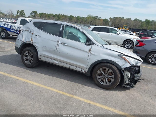 Salvage Hyundai SANTA FE Image