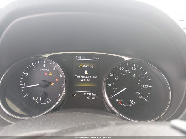Nissan Rogue S