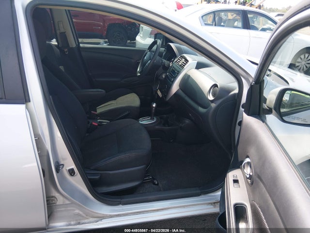 Nissan Versa 1.6 Sv