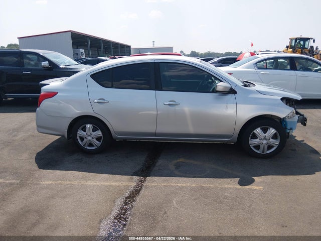 Nissan Versa 1.6 Sv