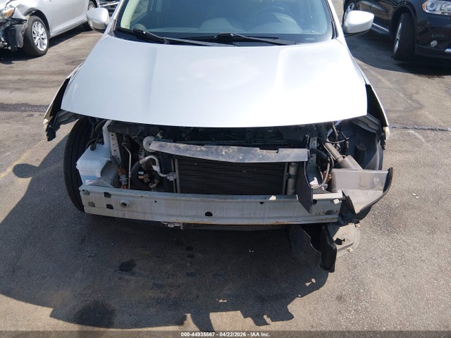 Nissan Versa 1.6 Sv