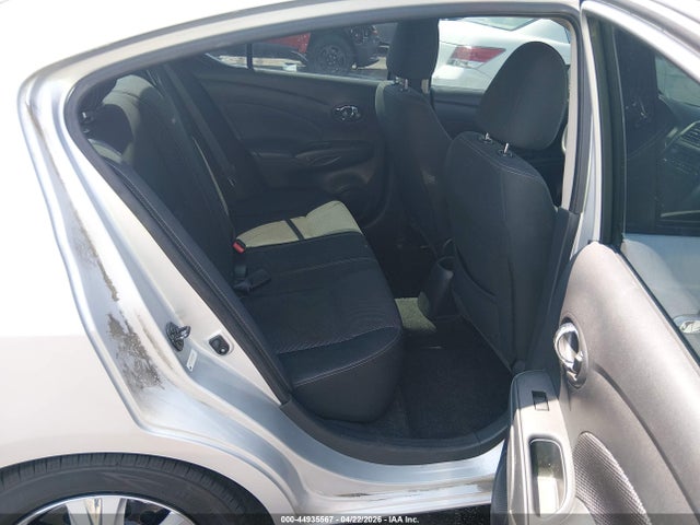 Nissan Versa 1.6 Sv