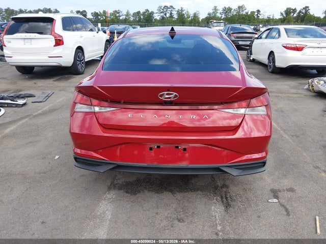 Hyundai ELANTRA Sel