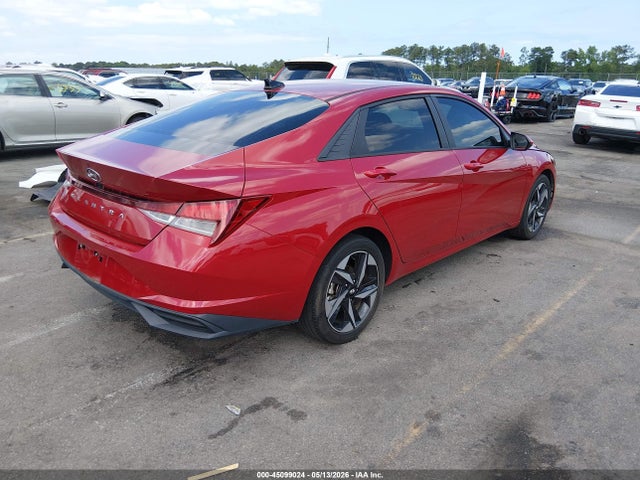 Hyundai ELANTRA Sel