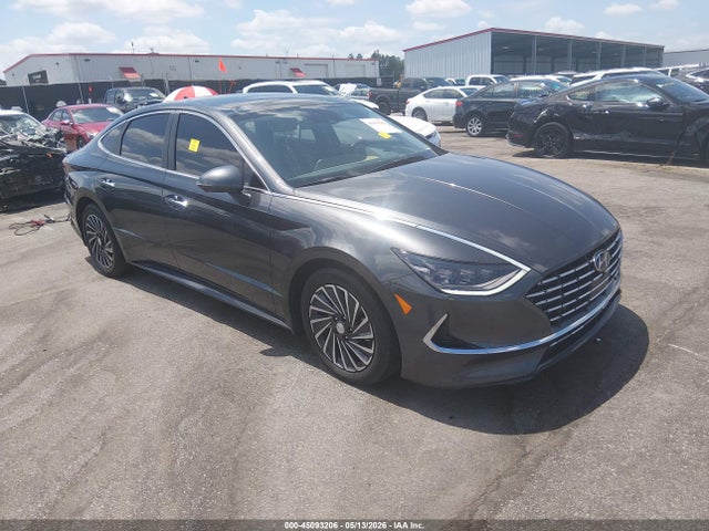 Salvage Hyundai SONATA Image